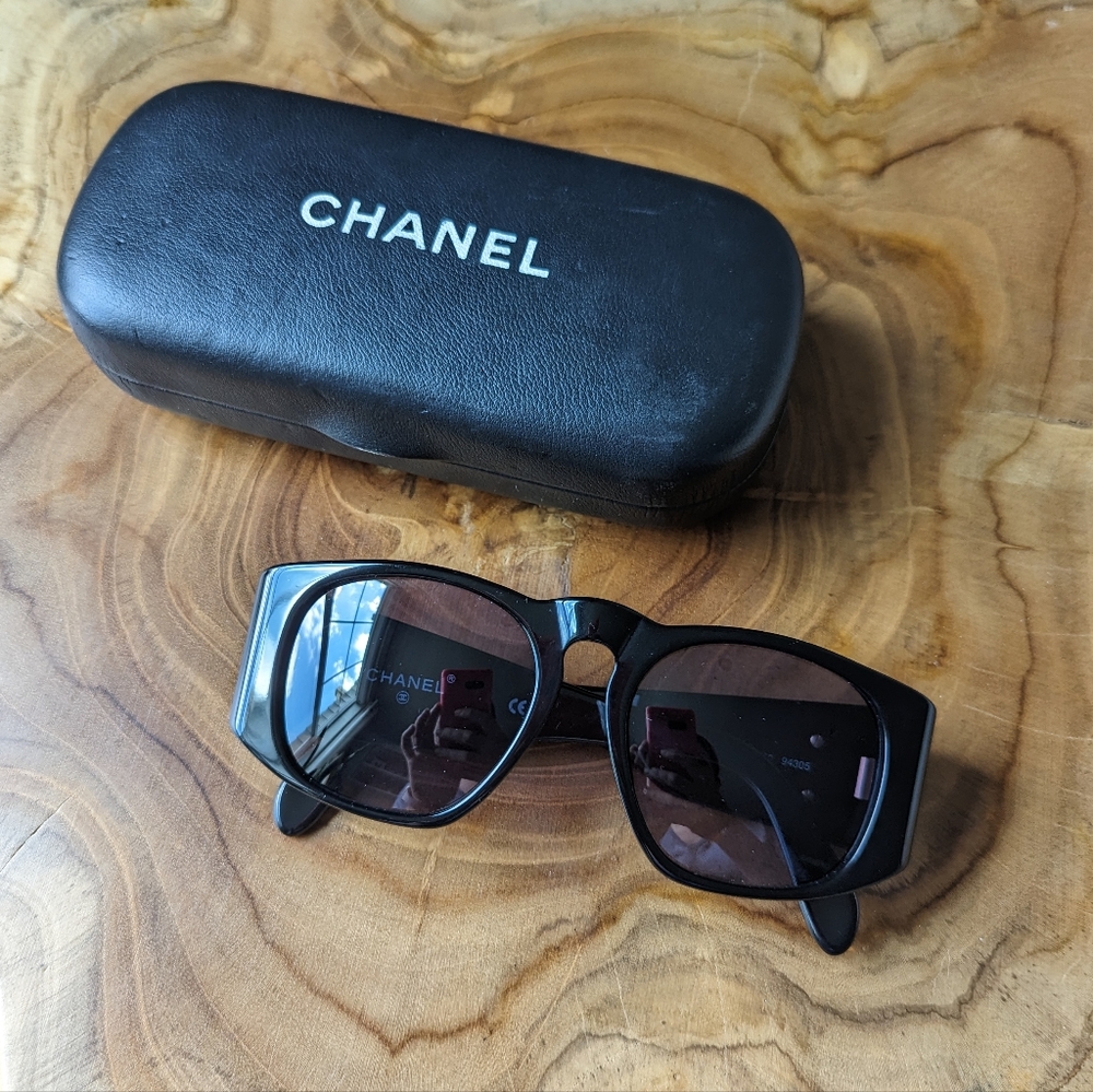 Chanel Vintage 90s Iconic Logo Sunglasses and Case - EUC